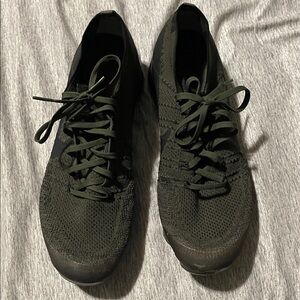 Nike Vapormax Flyknit Sneakers